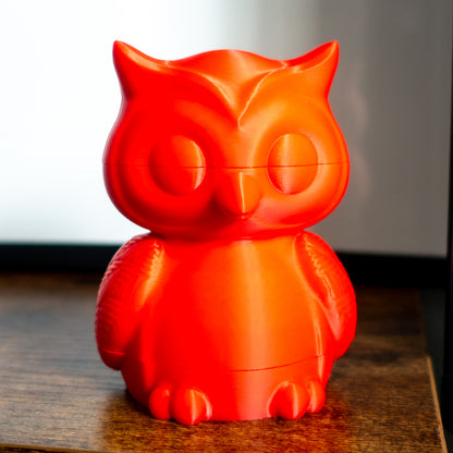Another Hoot the owl shown fully stacked in four satisfying slices on a desk